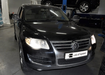 Удаление и отключение клапана EGR на Volkswagen Touareg 3.0d 239hp 2009 года выпуска