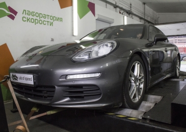 Porsche Panamera 3.0d 250 л.с